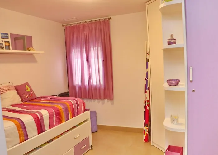 La Fontanilla Apartment *